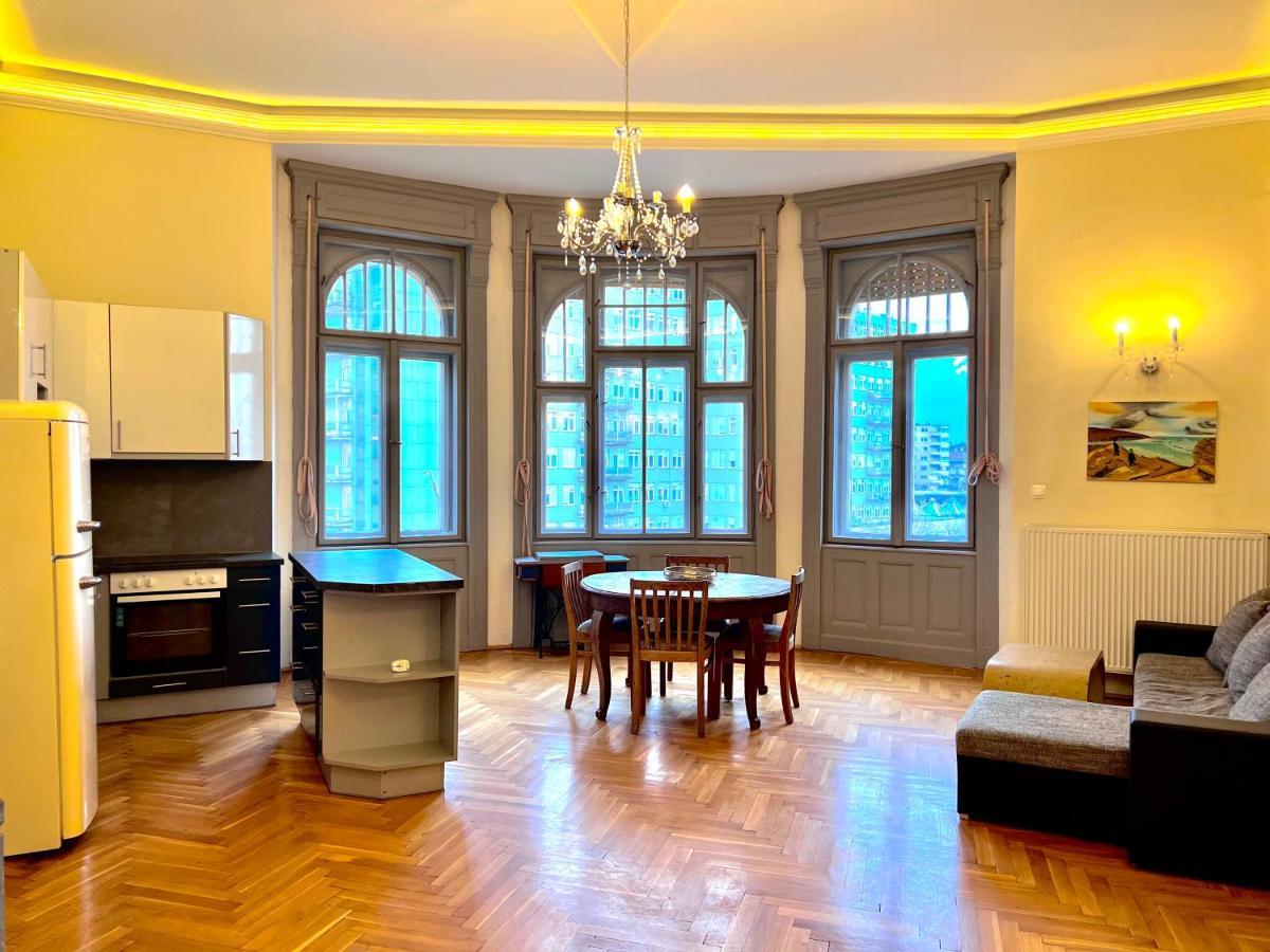 F14 Guest House By Small Home Budapest Kültér fotó