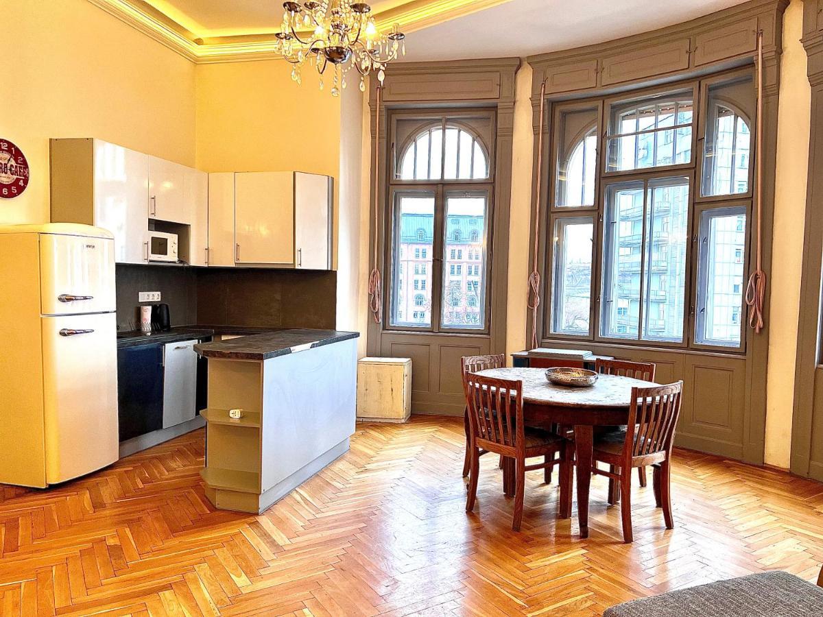 F14 Guest House By Small Home Budapest Kültér fotó