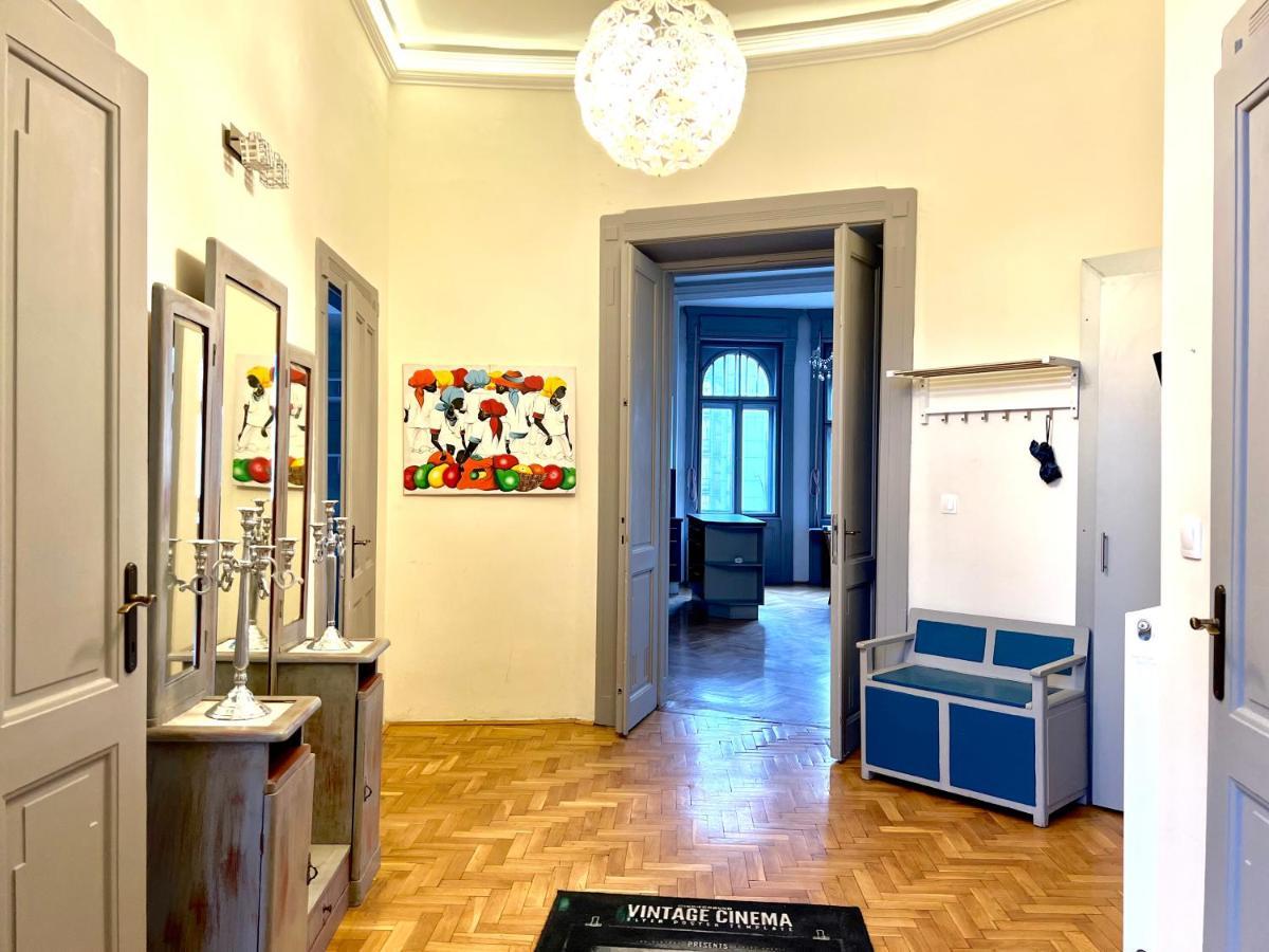 F14 Guest House By Small Home Budapest Kültér fotó